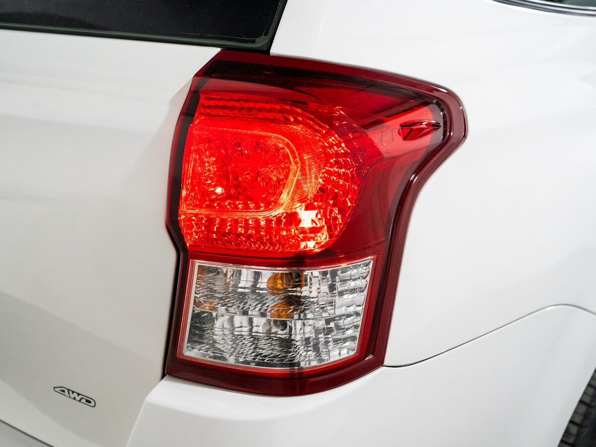 Toyota Corolla Fielder 2013 - фото автомобиля