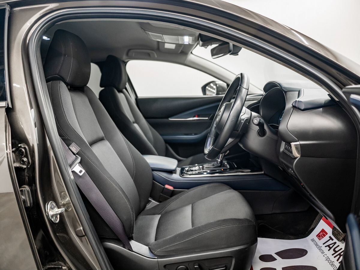 Mazda CX-30 2020 - фото автомобиля