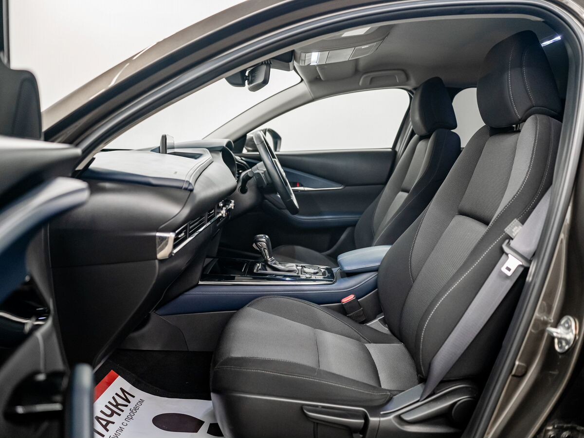 Mazda CX-30 2020 - фото автомобиля
