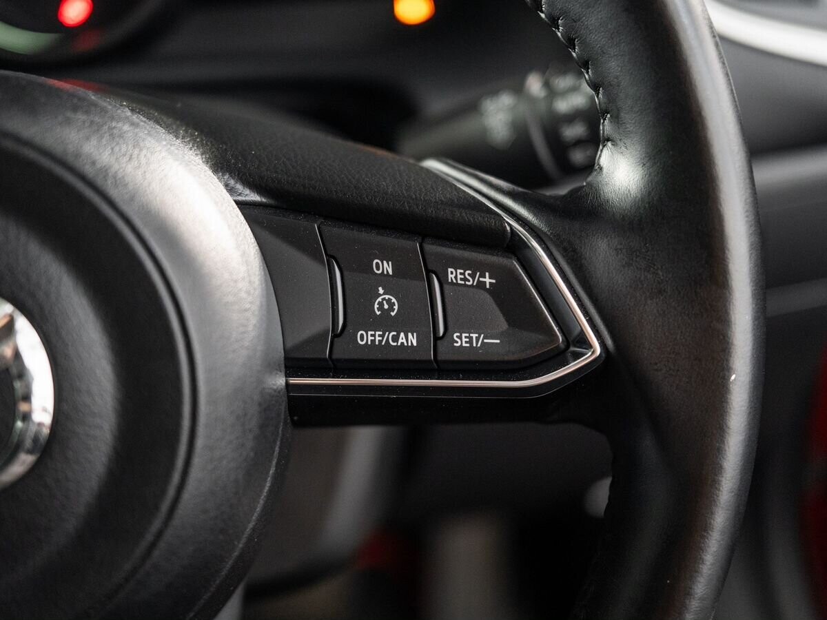 Mazda Axela 2017 - фото автомобиля