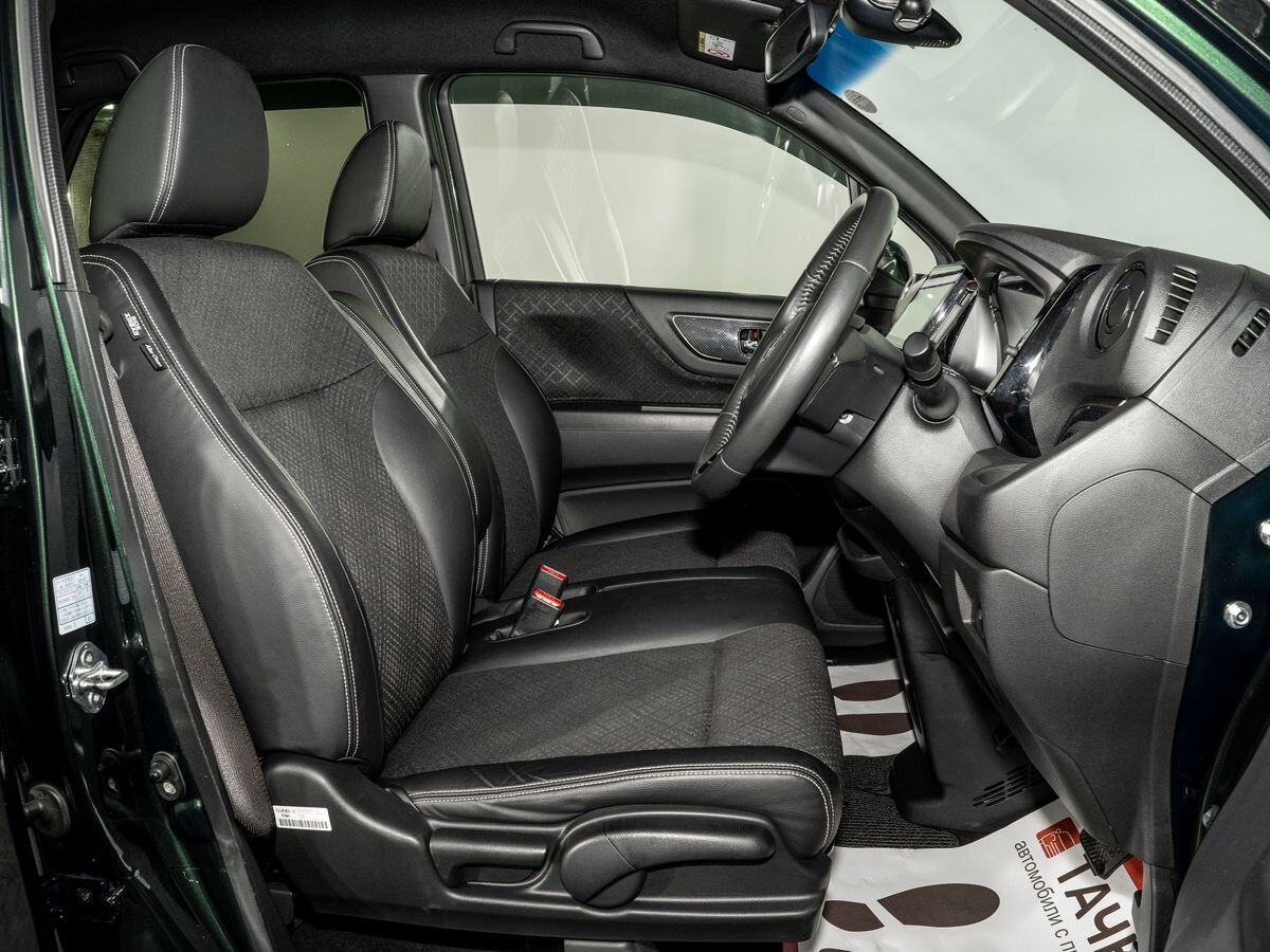 Honda N-WGN 2018 - фото автомобиля