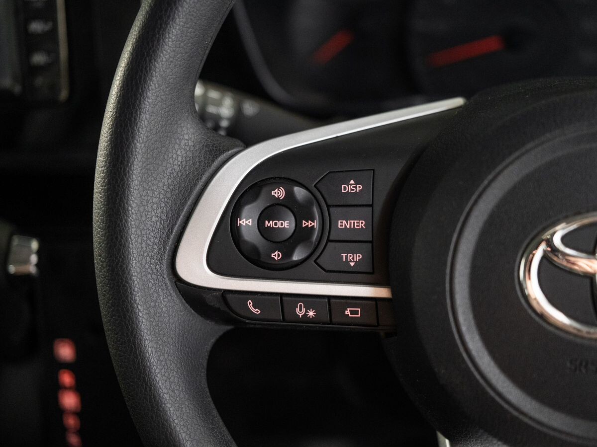 Toyota Roomy 2021 - фото автомобиля