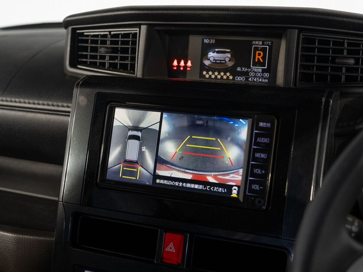 Toyota Roomy 2021 - фото автомобиля