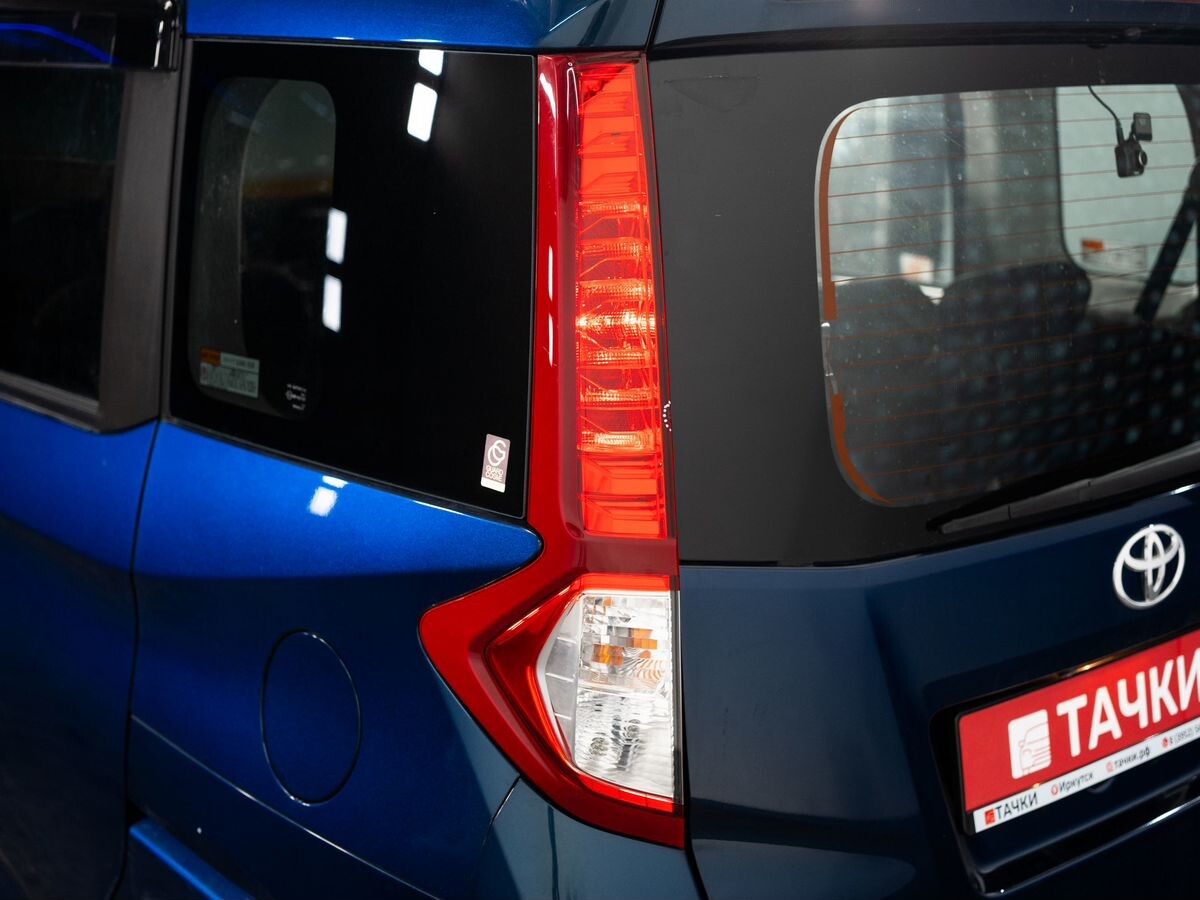 Toyota Roomy 2021 - фото автомобиля