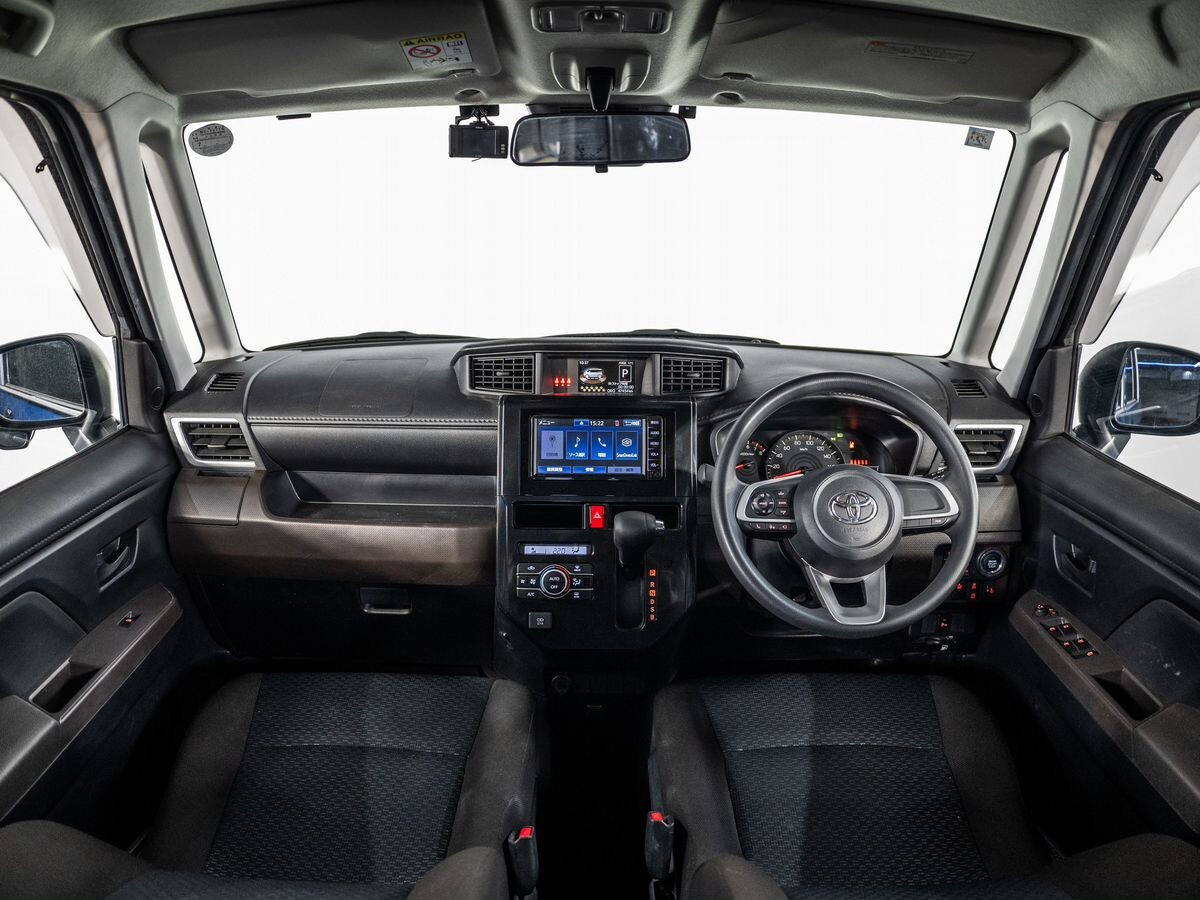 Toyota Roomy 2021 - фото автомобиля