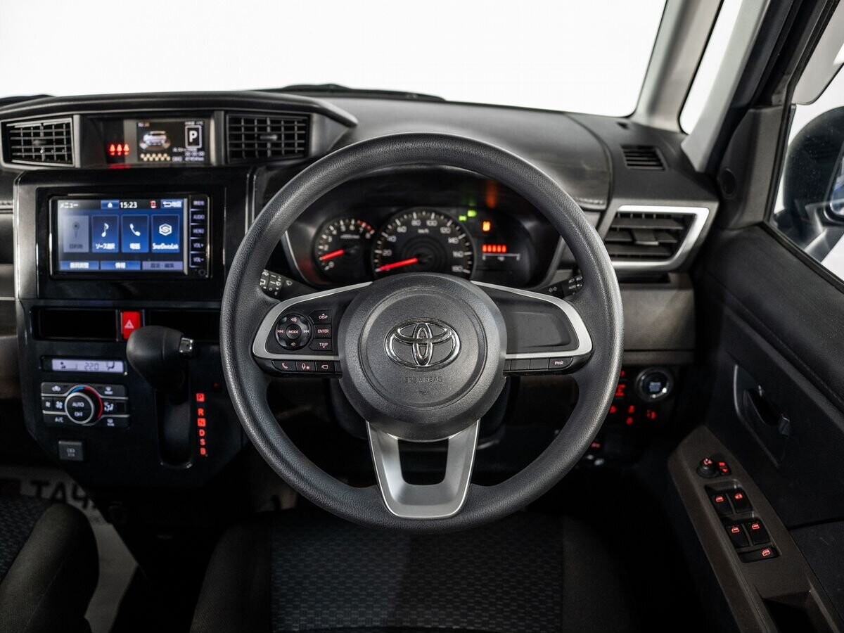 Toyota Roomy 2021 - фото автомобиля