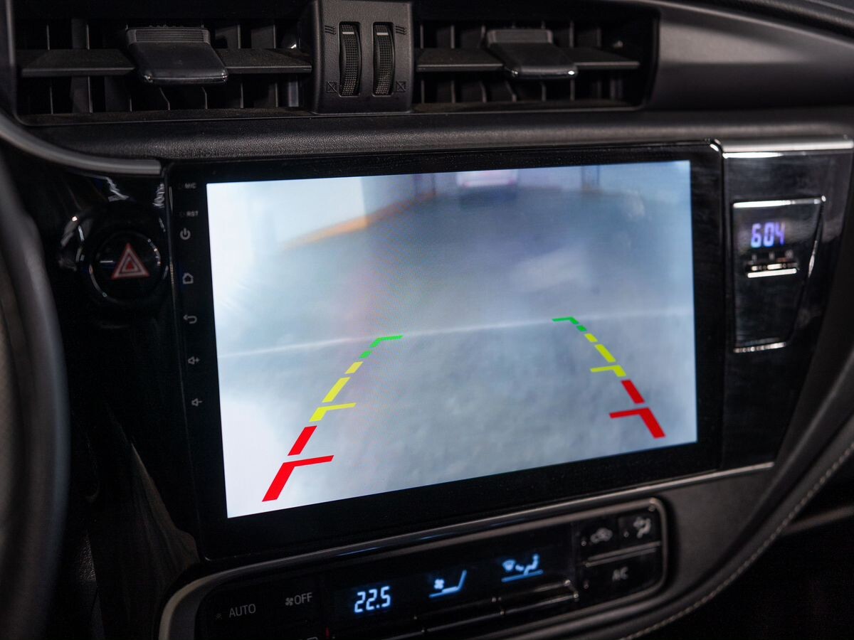 Toyota Corolla 2019 - фото автомобиля