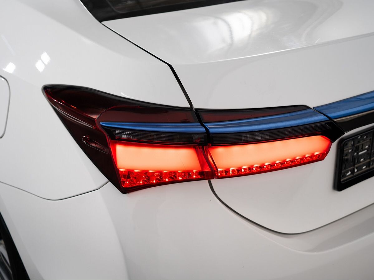 Toyota Corolla 2019 - фото автомобиля