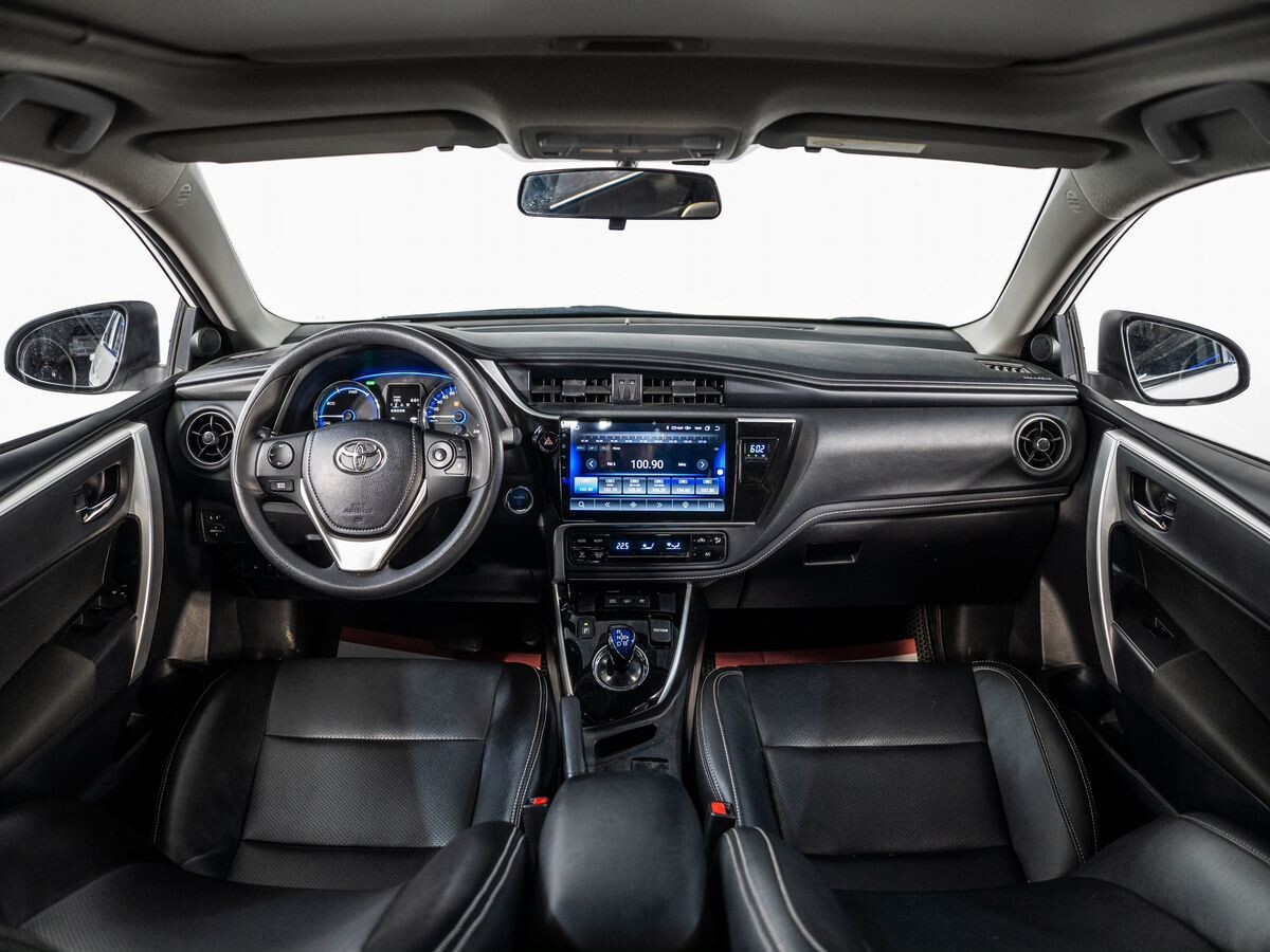Toyota Corolla 2019 - фото автомобиля