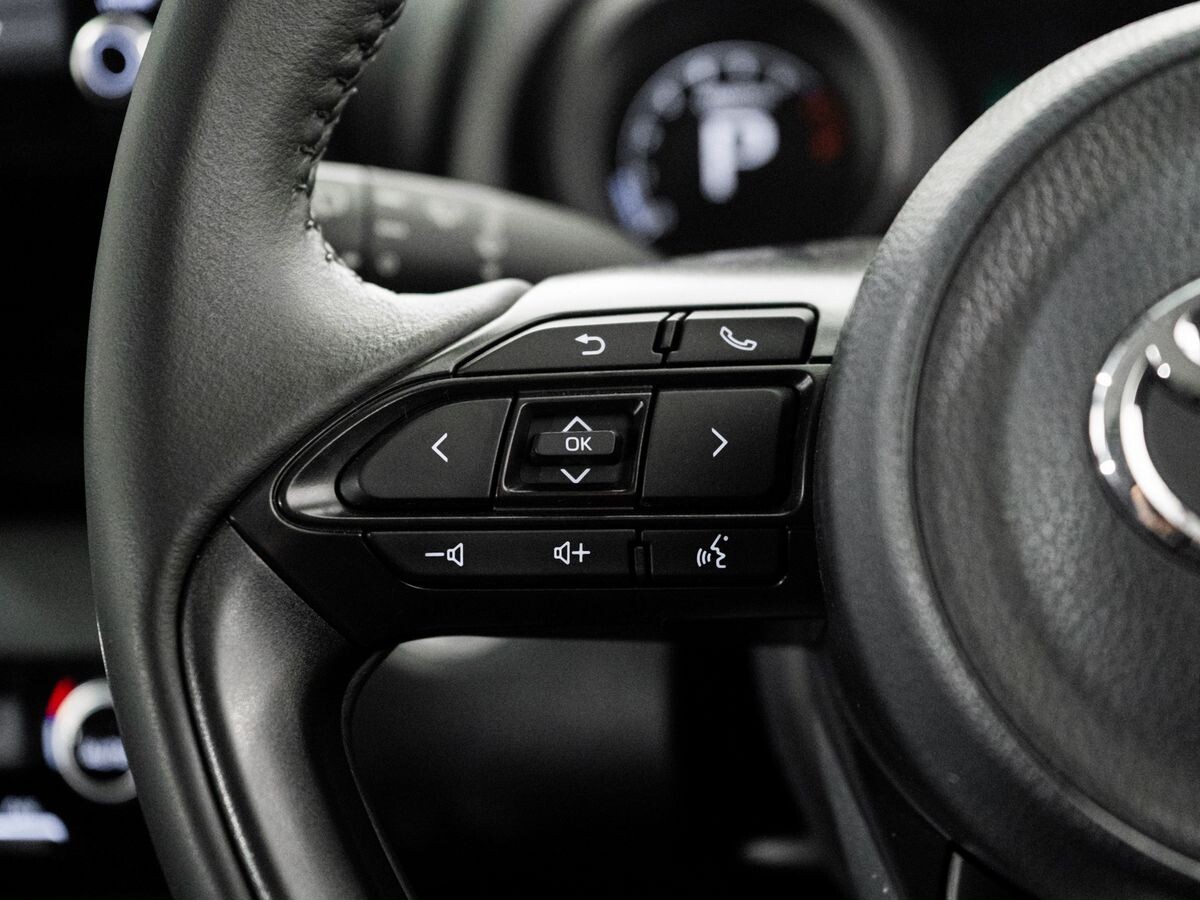 Toyota Yaris Cross 2022 - фото автомобиля