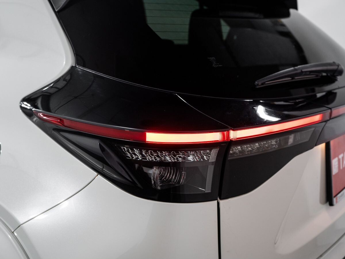 Toyota Yaris Cross 2022 - фото автомобиля