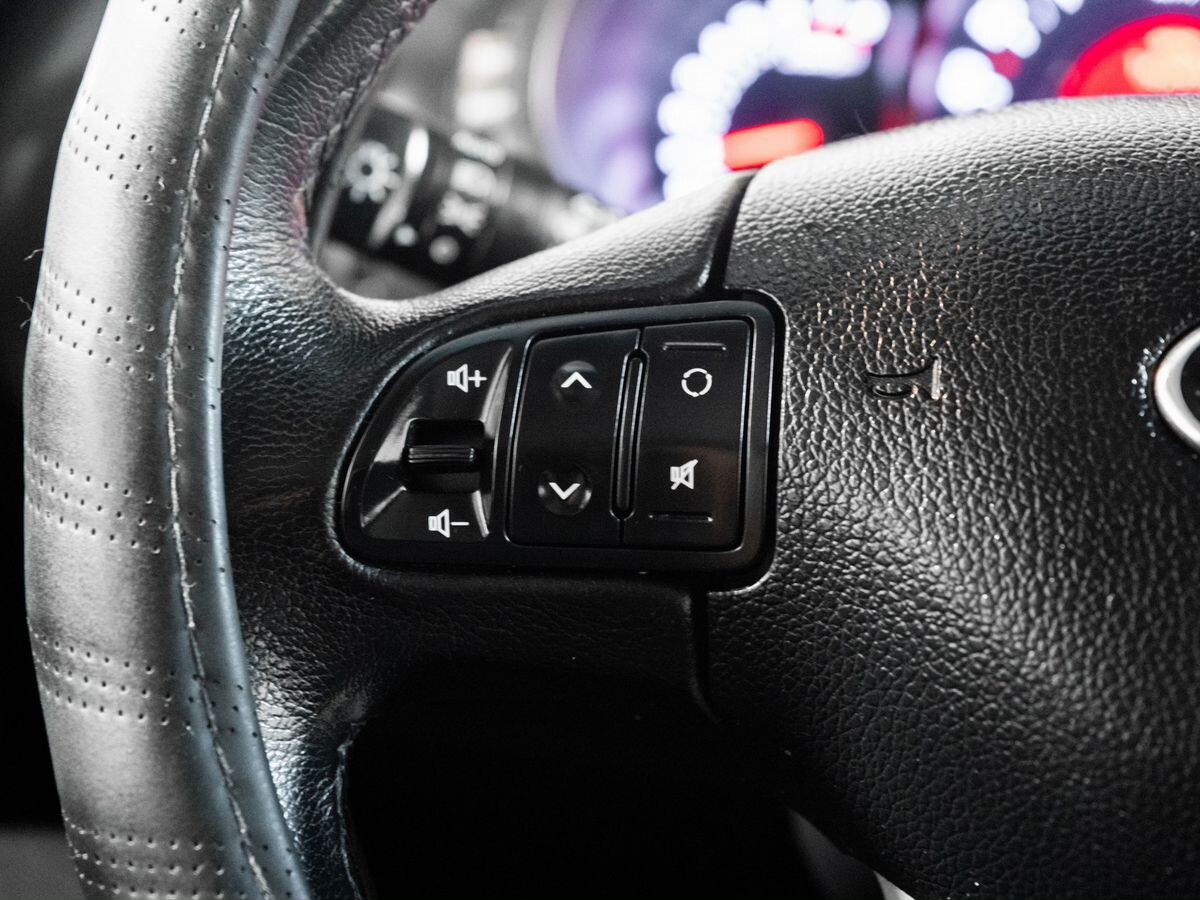 Kia Sportage 2013 - фото автомобиля