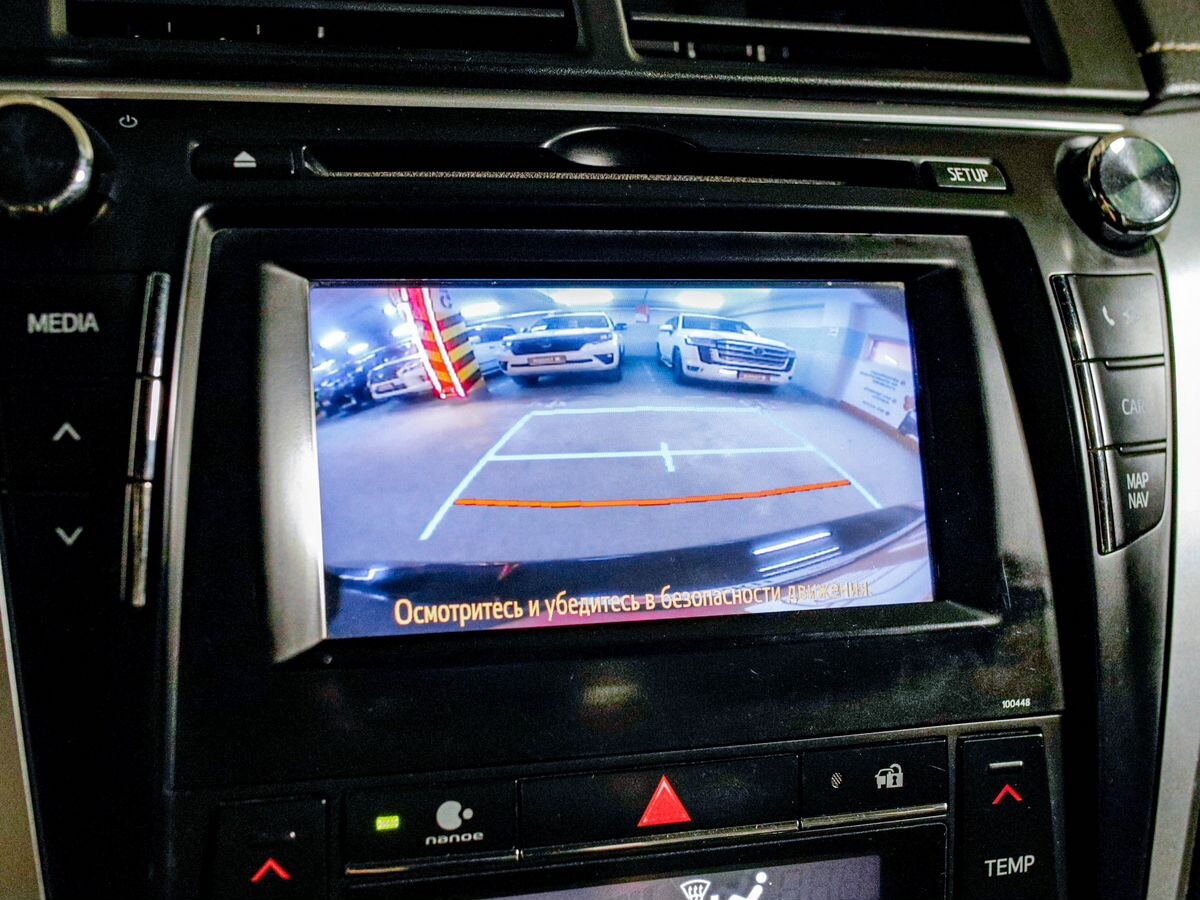 Toyota Camry 2015 - фото автомобиля