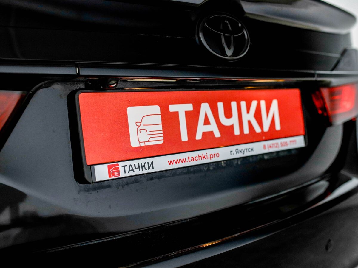 Toyota Camry 2015 - фото автомобиля