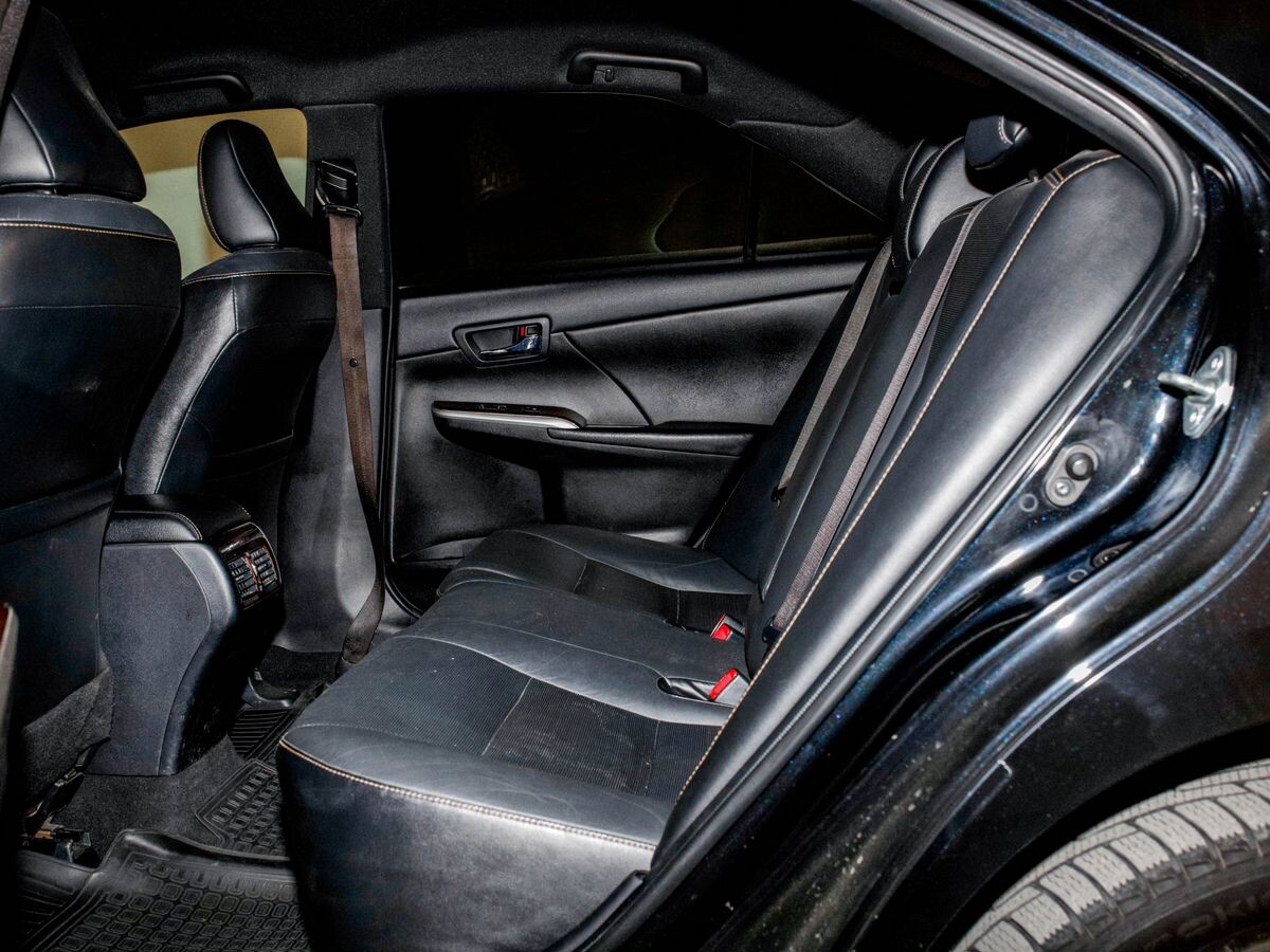 Toyota Camry 2015 - фото автомобиля
