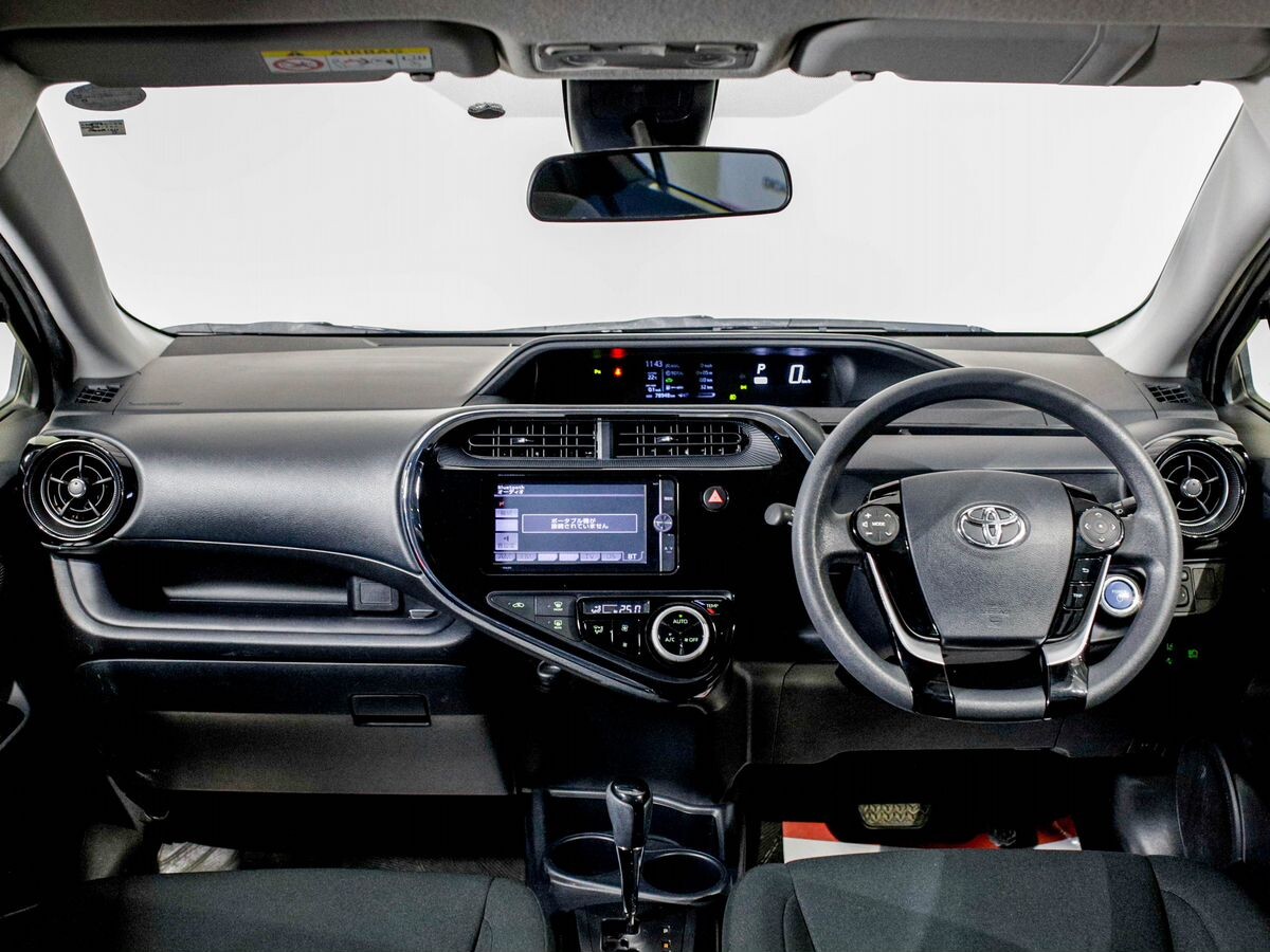 Toyota Aqua 2019 - фото автомобиля