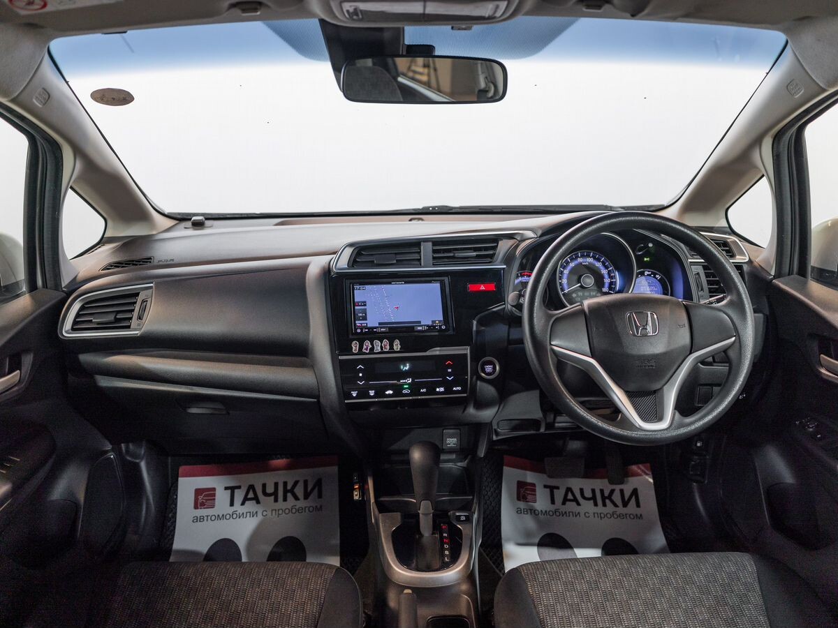 Honda Fit 2016 - фото автомобиля