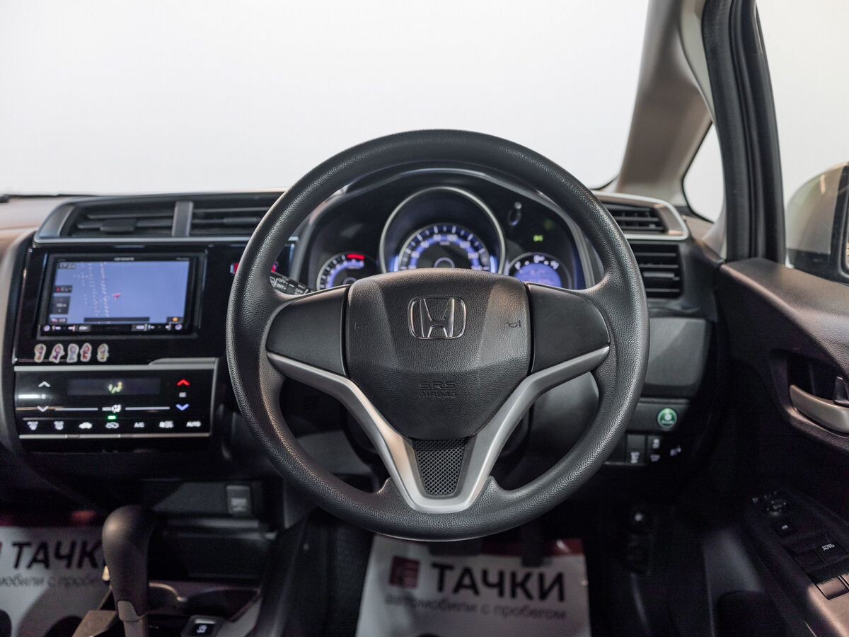 Honda Fit 2016 - фото автомобиля