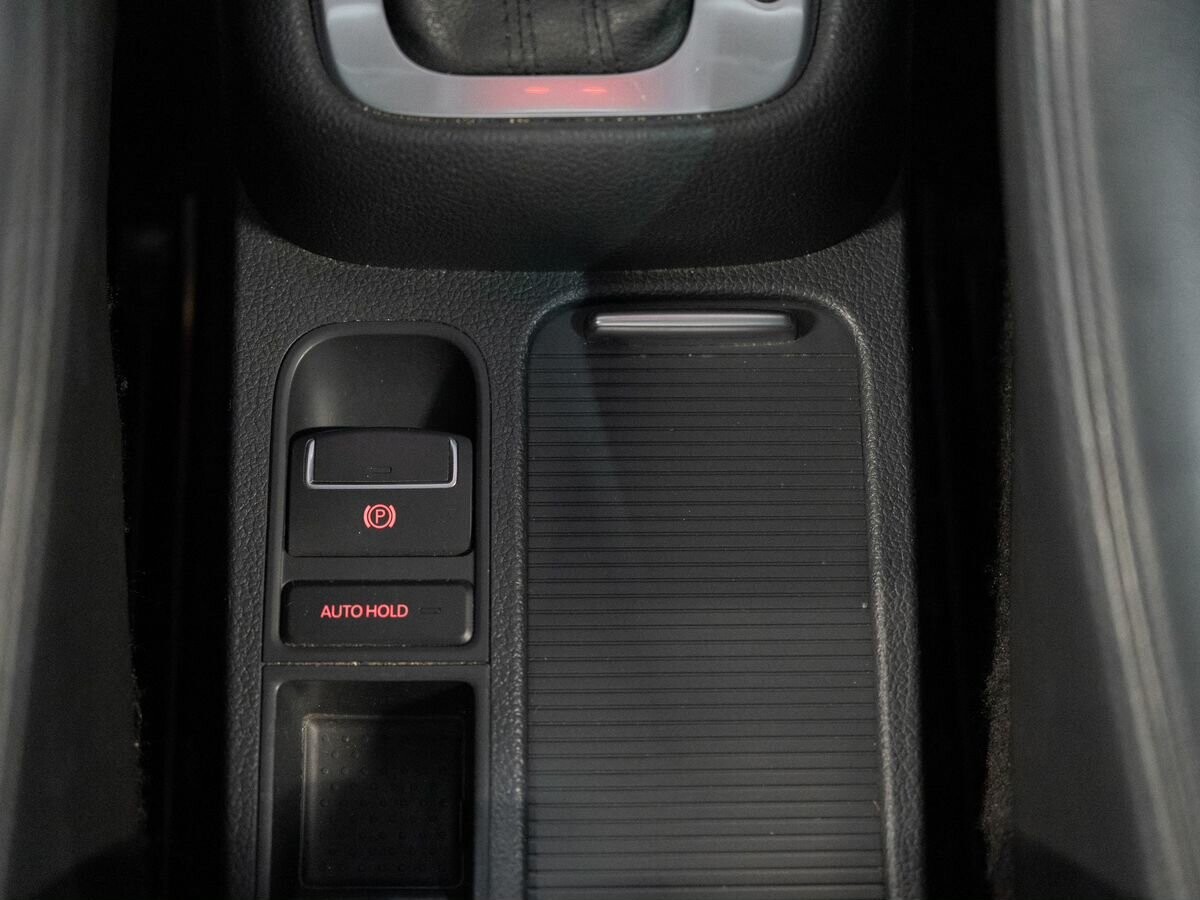 Volkswagen Sharan 2013 - фото автомобиля