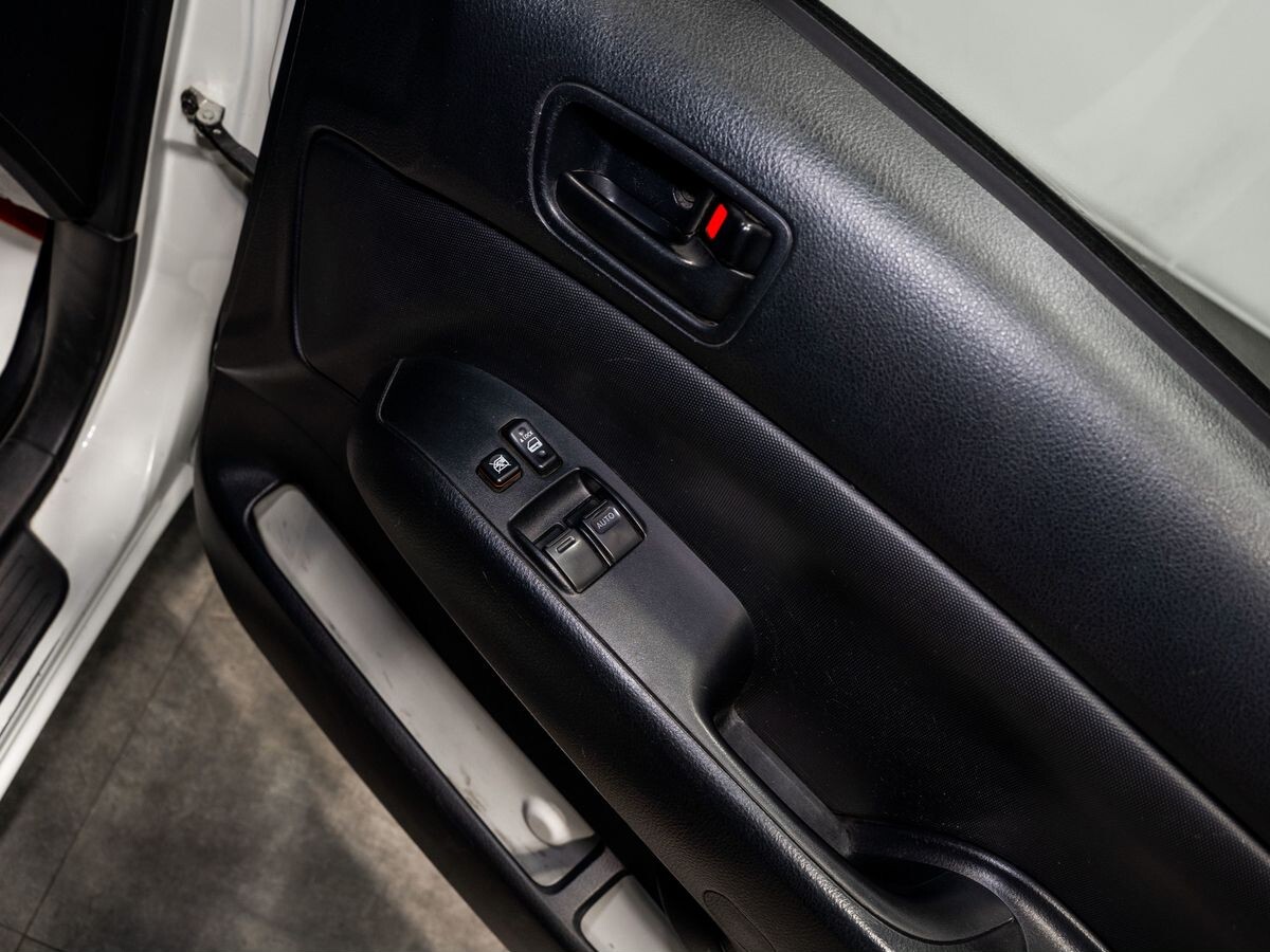 Toyota Probox 2015 - фото автомобиля