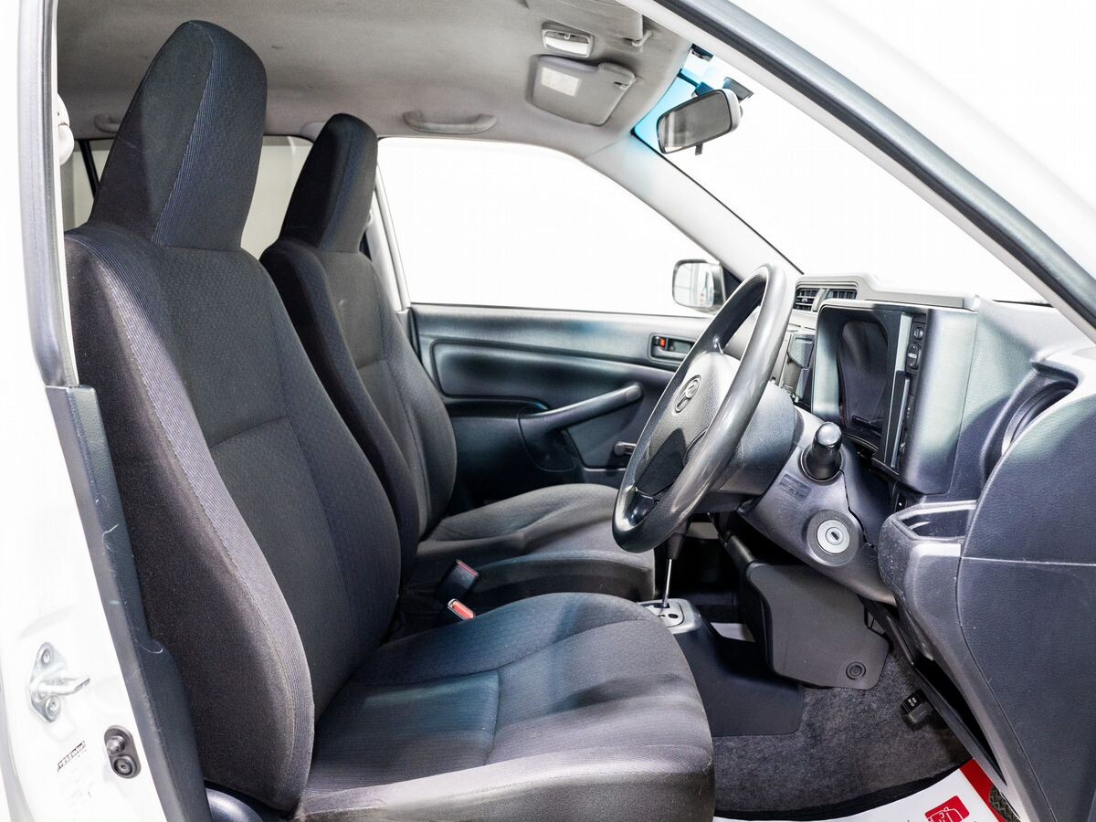 Toyota Probox 2015 - фото автомобиля