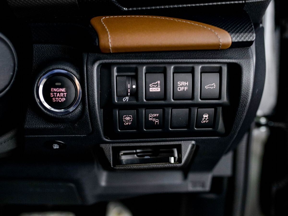 Subaru Forester 2019 - фото автомобиля