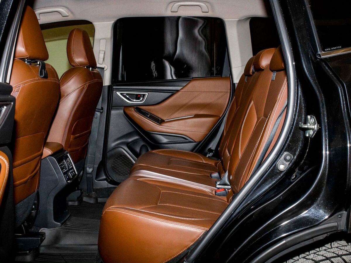 Subaru Forester 2019 - фото автомобиля