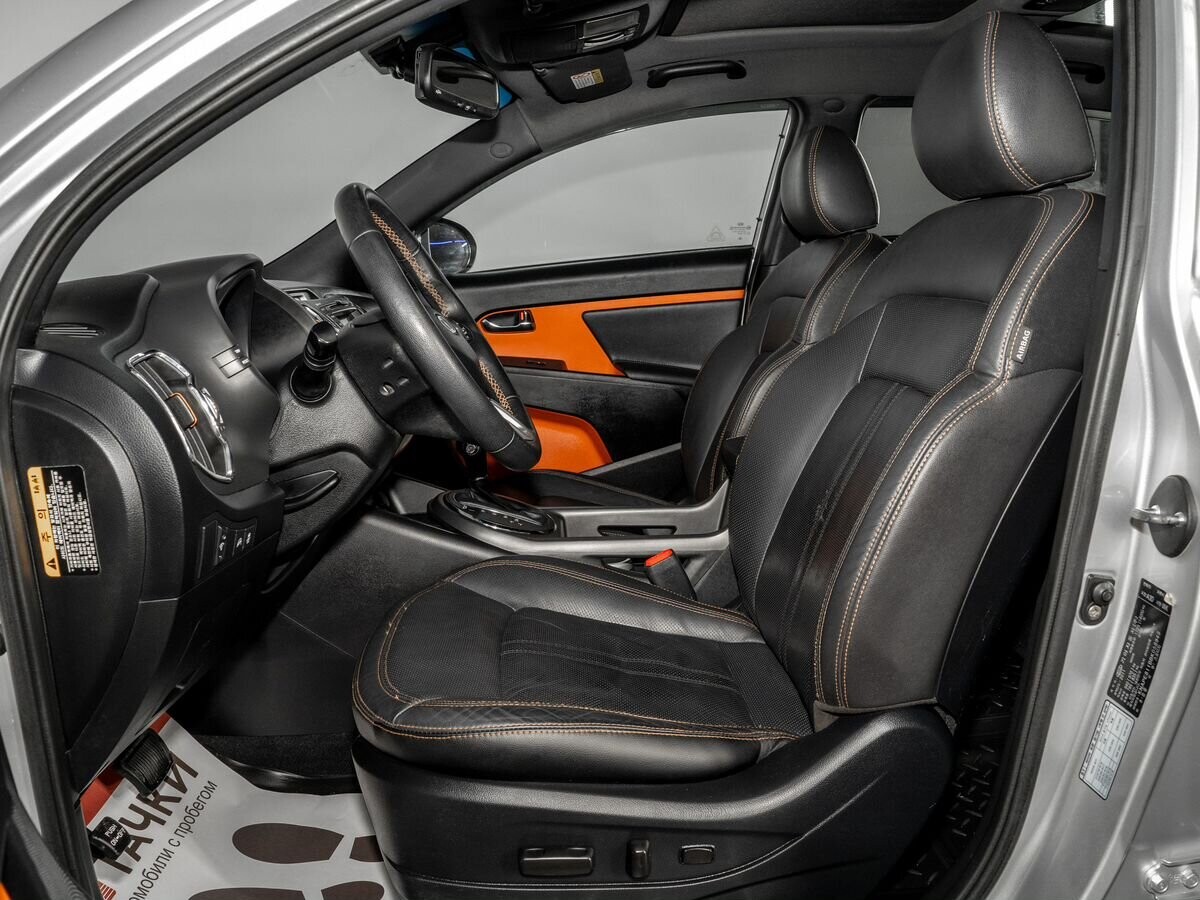 Kia Sportage 2010 - фото автомобиля