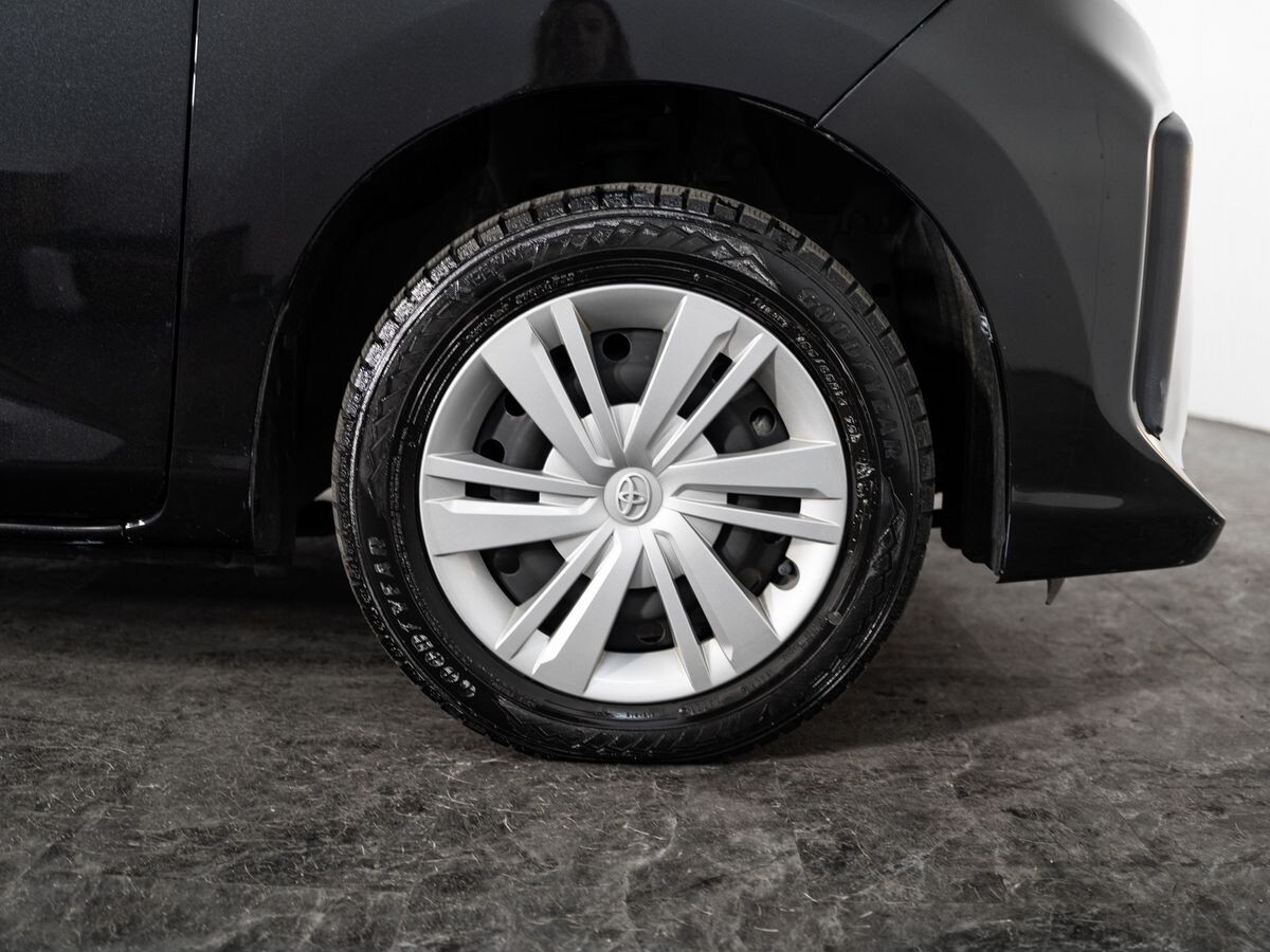 Toyota Roomy 2022 - фото автомобиля
