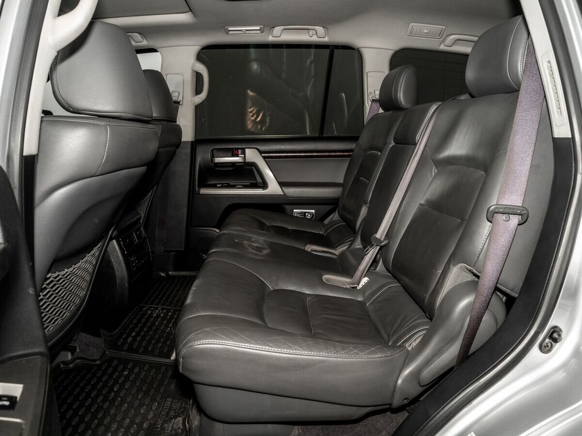 Toyota Land Cruiser 2008 - фото автомобиля