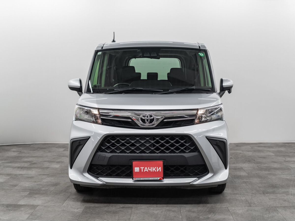 Toyota Roomy 2022 - фото автомобиля