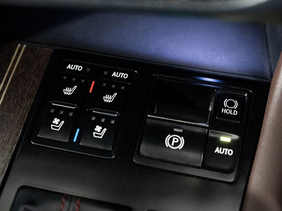 Lexus RX200t 2016 - фото автомобиля