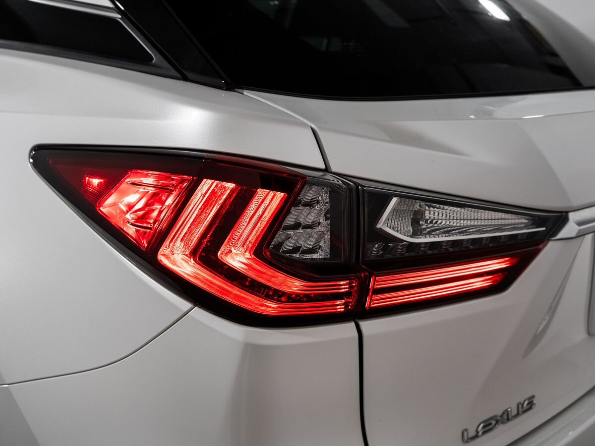 Lexus RX200t 2016 - фото автомобиля