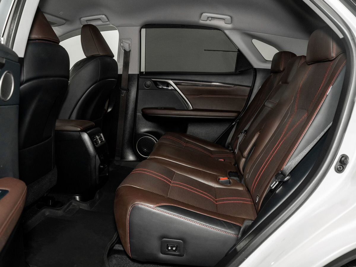 Lexus RX200t 2016 - фото автомобиля