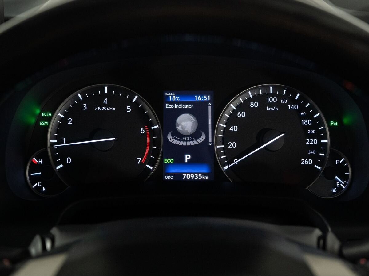 Lexus RX200t 2016 - фото автомобиля