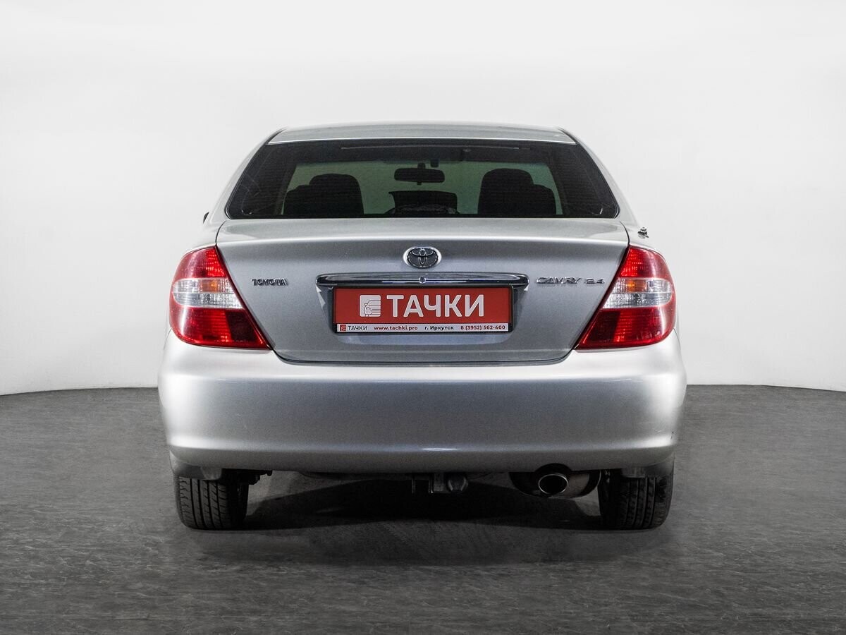 Toyota Camry 2004 - фото автомобиля