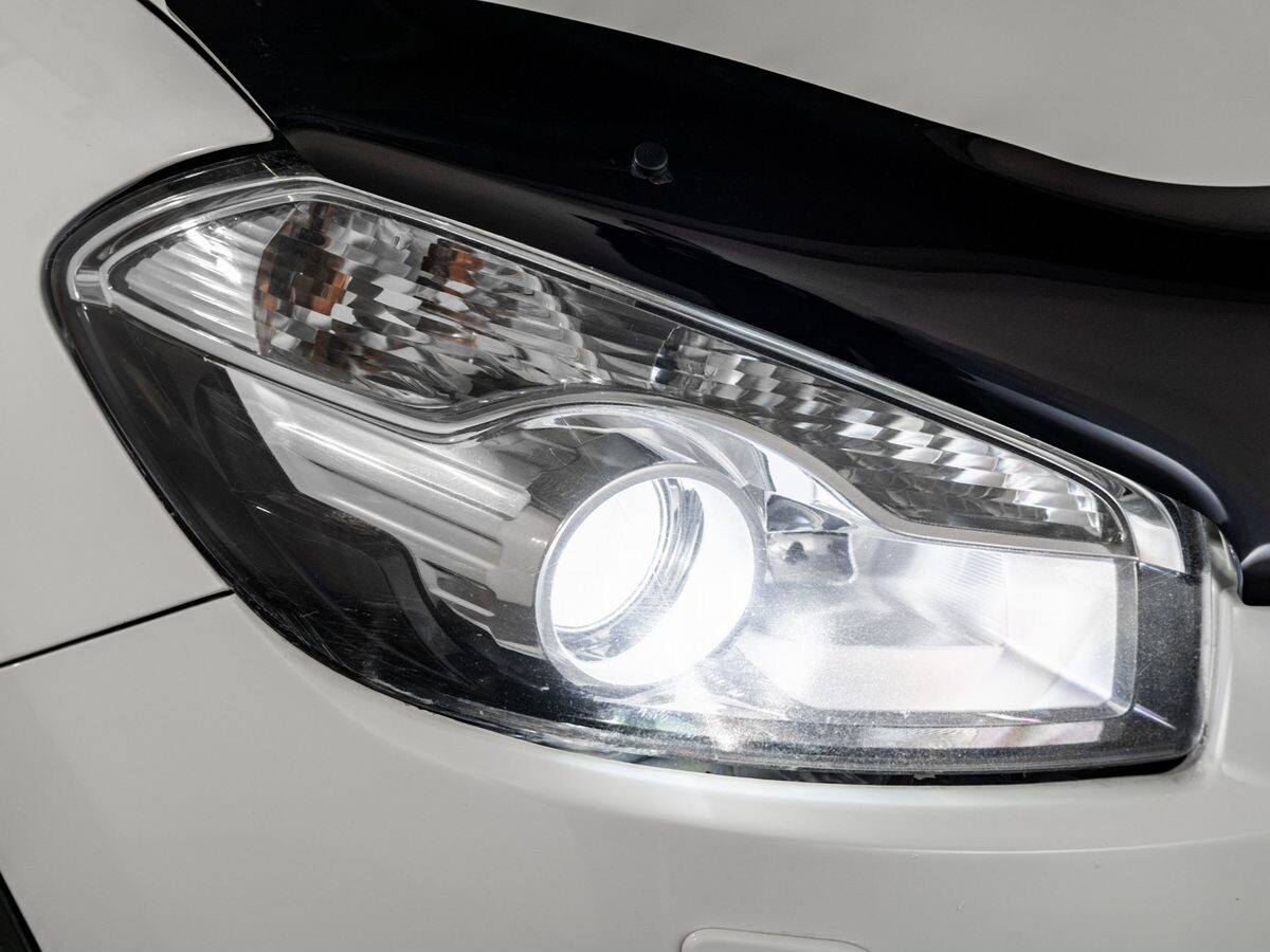 Nissan Qashqai 2011 - фото автомобиля