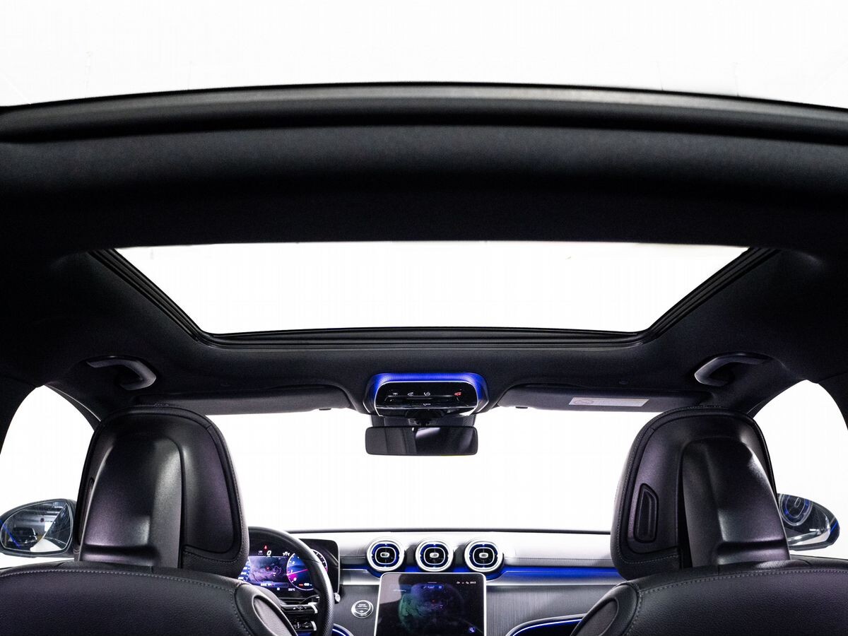   2022 - фото автомобиля