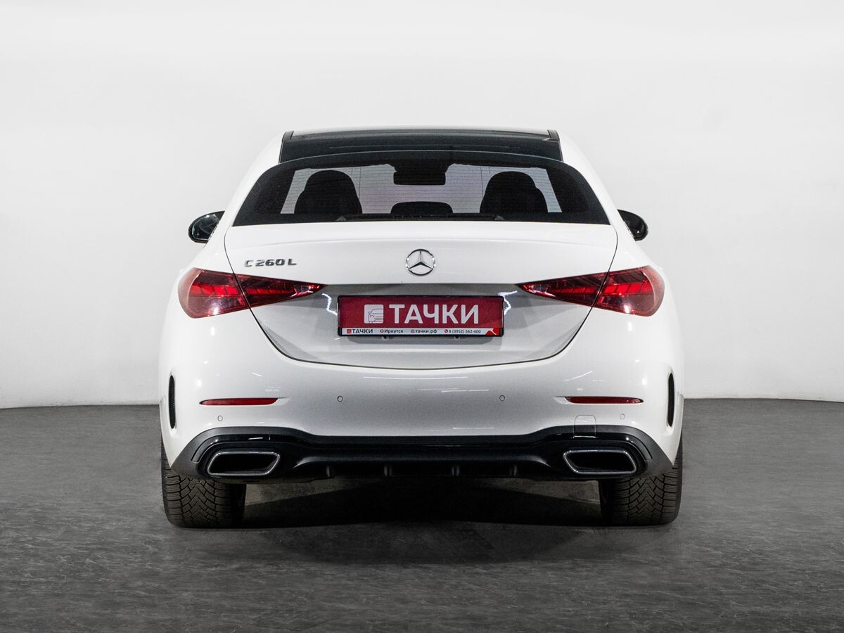   2022 - фото автомобиля