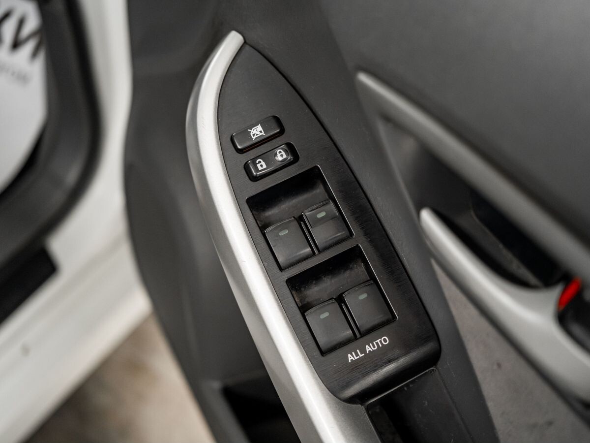 Toyota Prius 2009 - фото автомобиля
