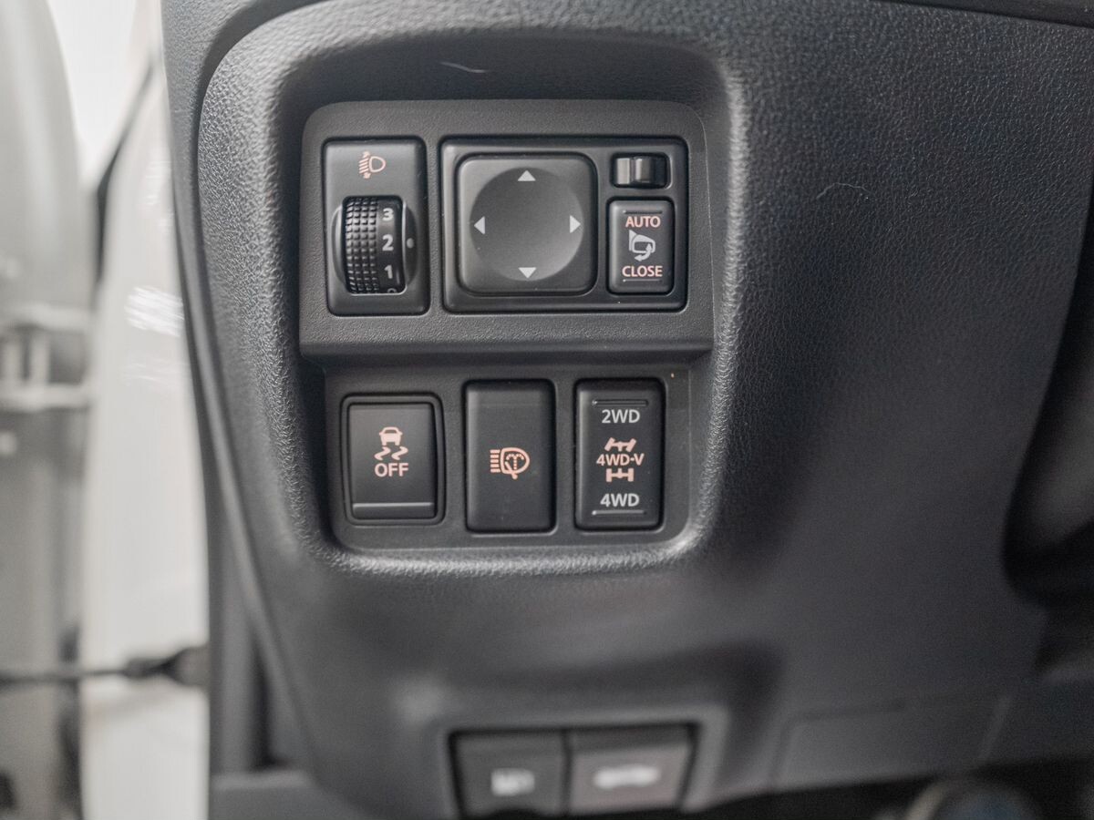 Nissan Juke 2013 - фото автомобиля
