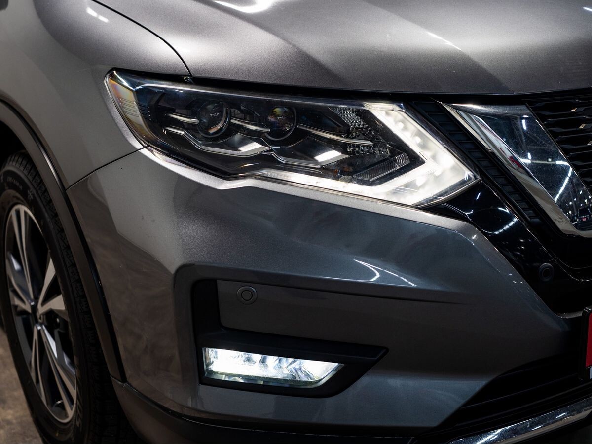 Nissan X-Trail 2017 - фото автомобиля