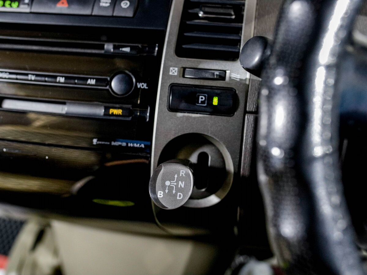 Toyota Prius 2008 - фото автомобиля