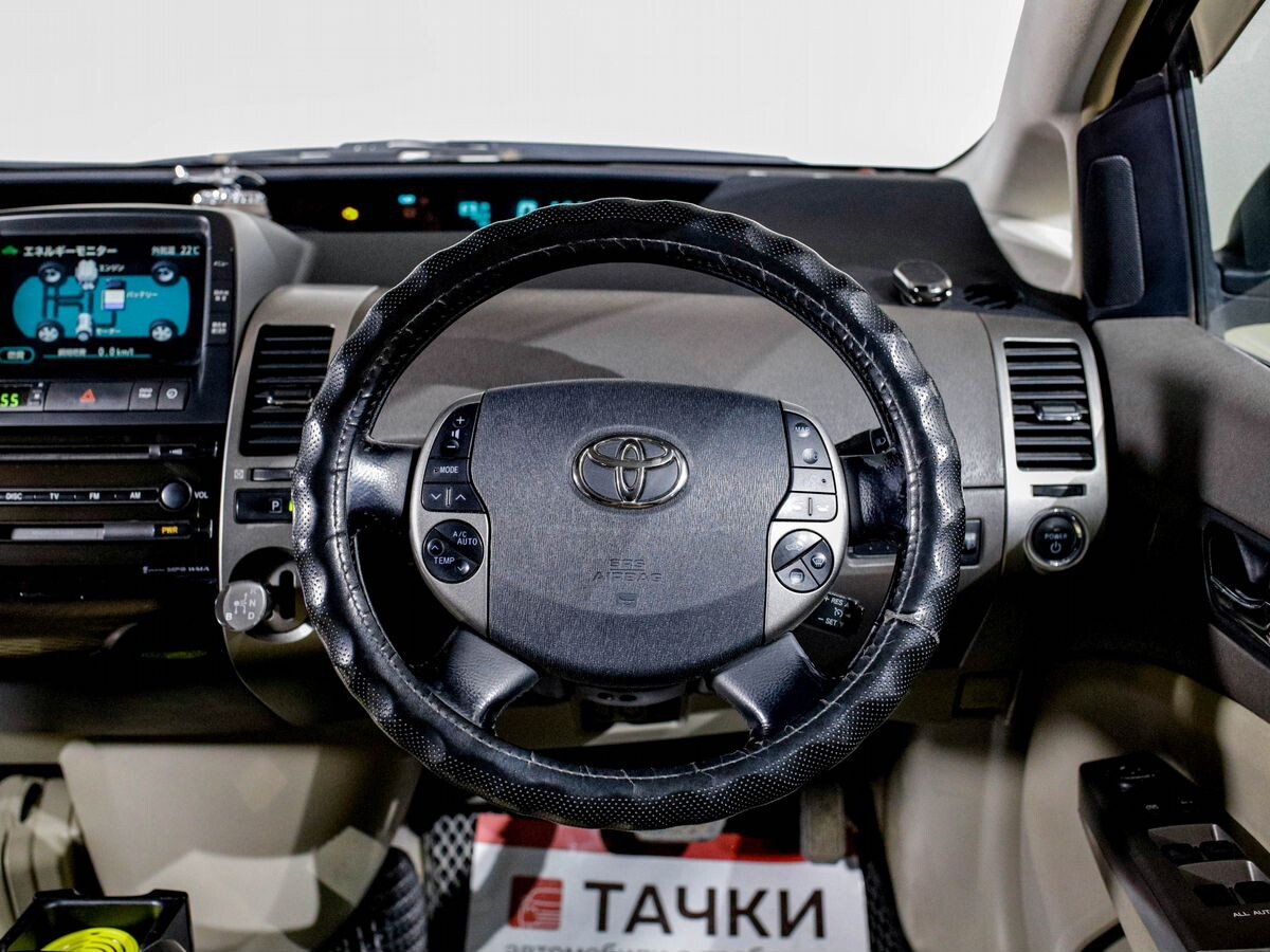 Toyota Prius 2008 - фото автомобиля
