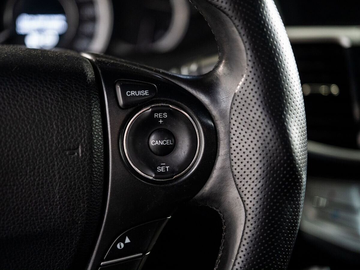 Honda Accord 2013 - фото автомобиля