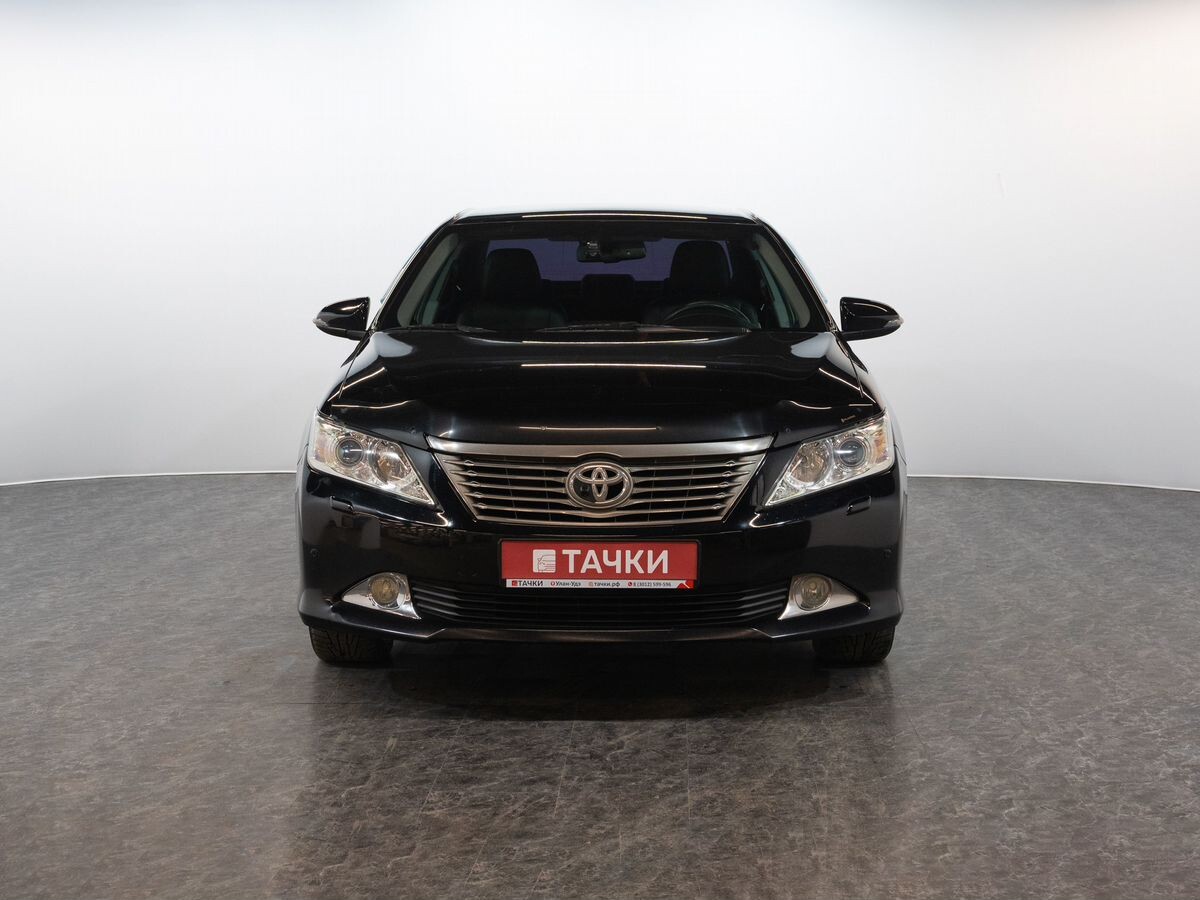 Toyota Camry 2014 - фото автомобиля