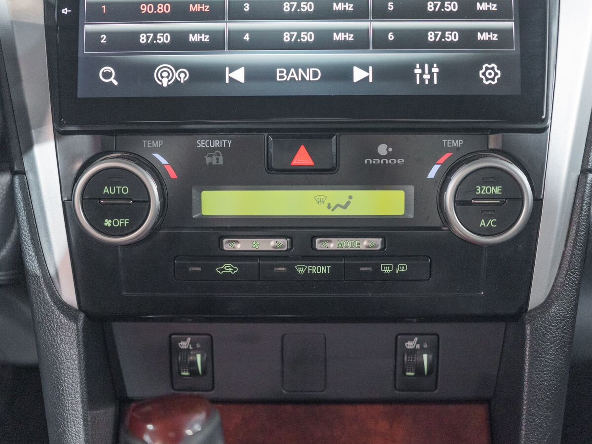 Toyota Camry 2014 - фото автомобиля