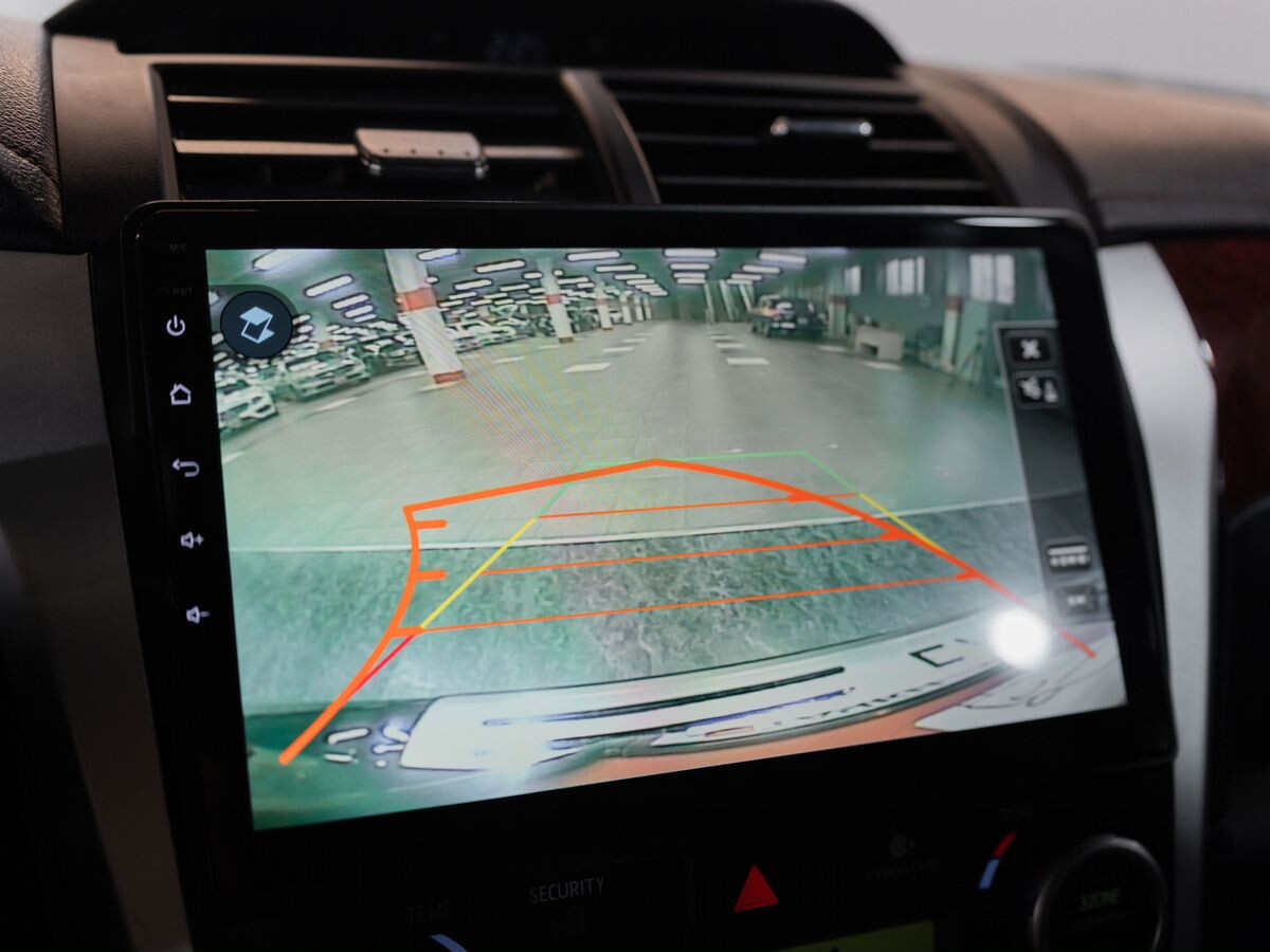 Toyota Camry 2014 - фото автомобиля