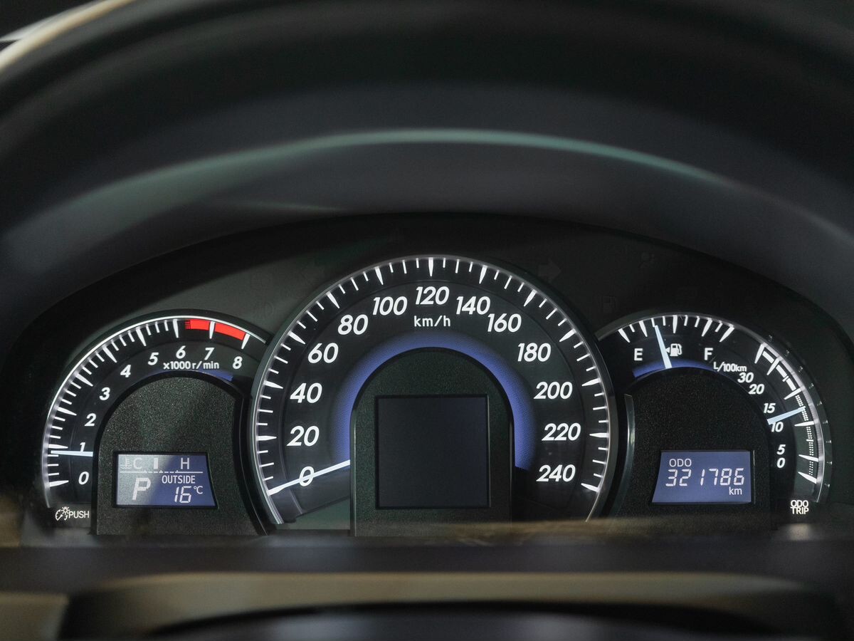 Toyota Camry 2014 - фото автомобиля