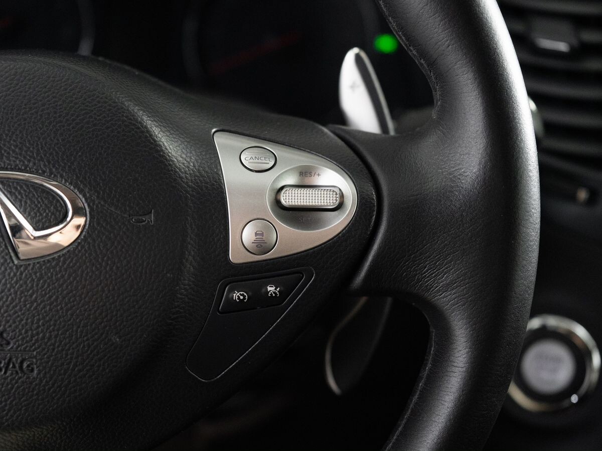 Infiniti FX37 2011 - фото автомобиля
